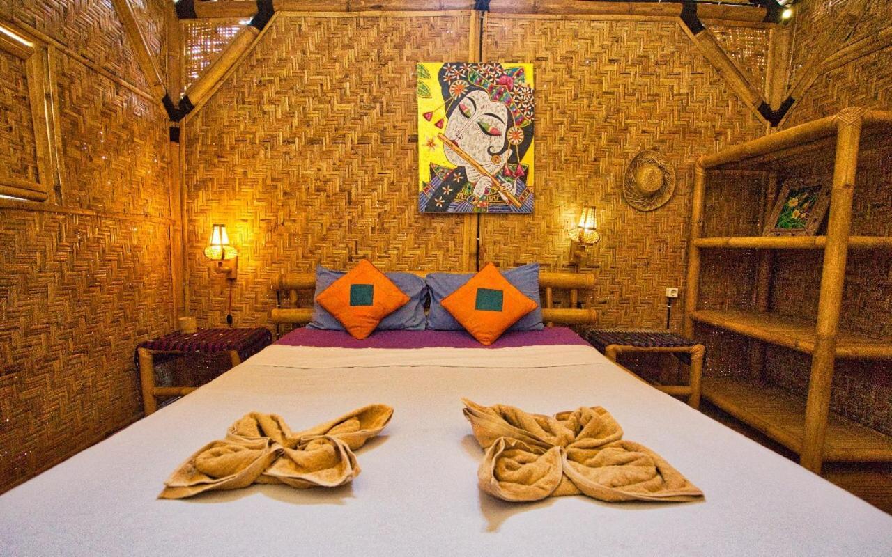 Rumah Kundun Bed & Breakfast Gili Trawangan Exterior photo